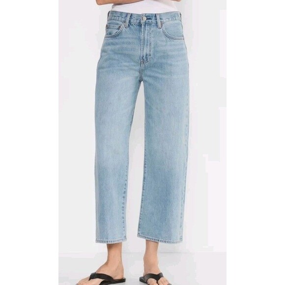 NWT Aritzia Denim Forum The Farrah Hi Rise Wide Jeans Crop Women's Pants 28x27 - Picture 1 of 13